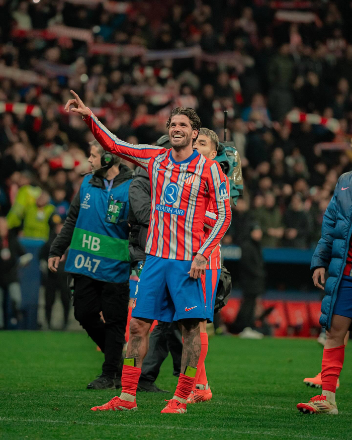 乐天金鹫主场战胜软银 回到五成胜率｜日职