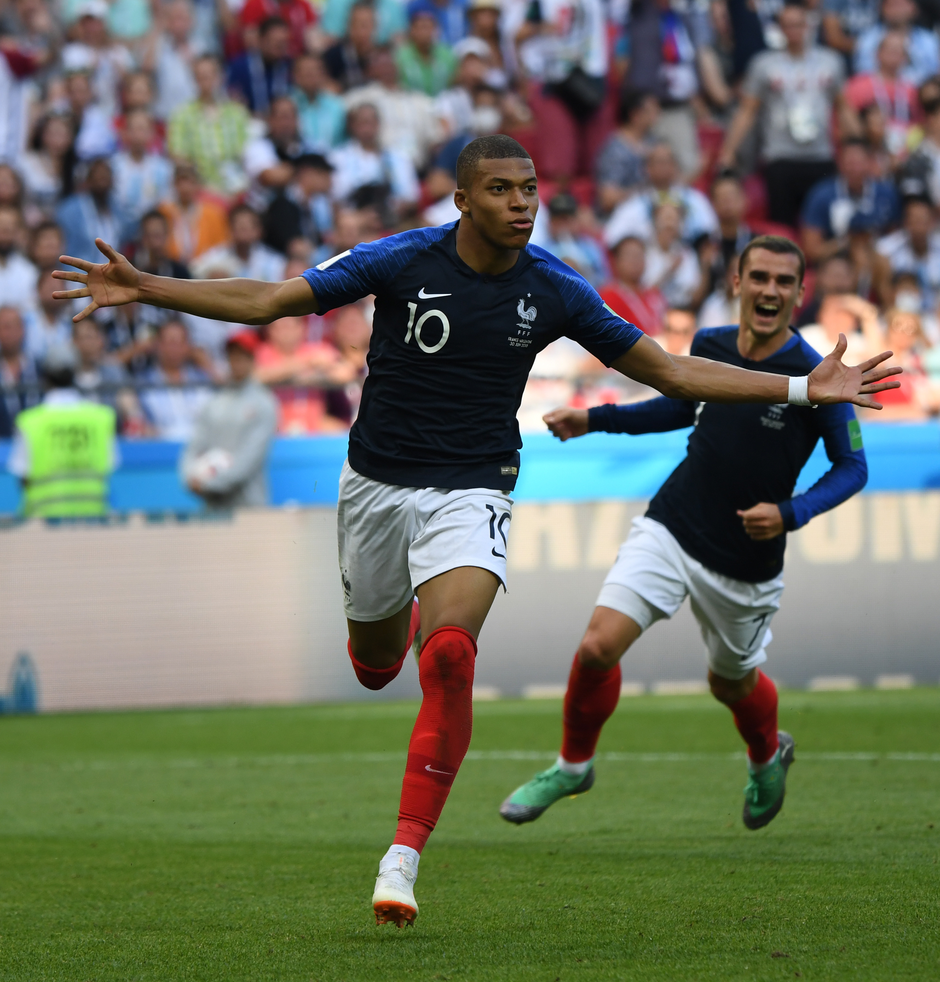 强队之间的 强队之间的