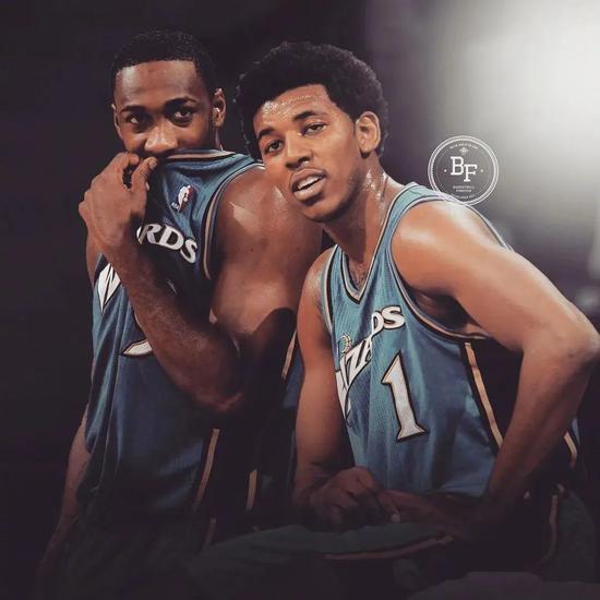 在多人扑克 在多人扑克